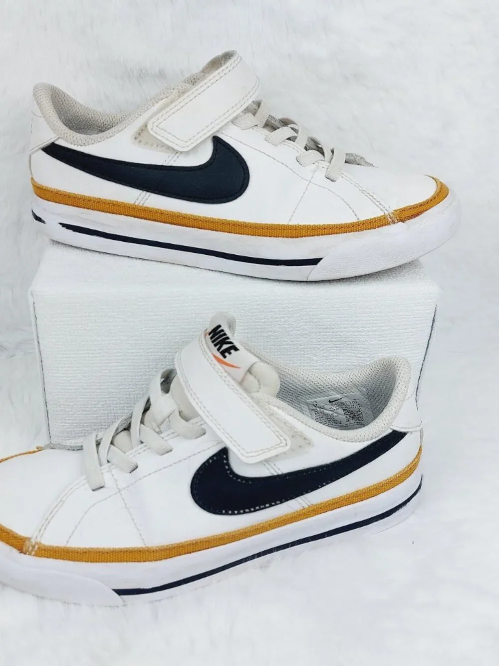 Nike Court Legacy Girls' White/Desert Ochre/Gum Light Brown/Black Sneakers Sz 1Y